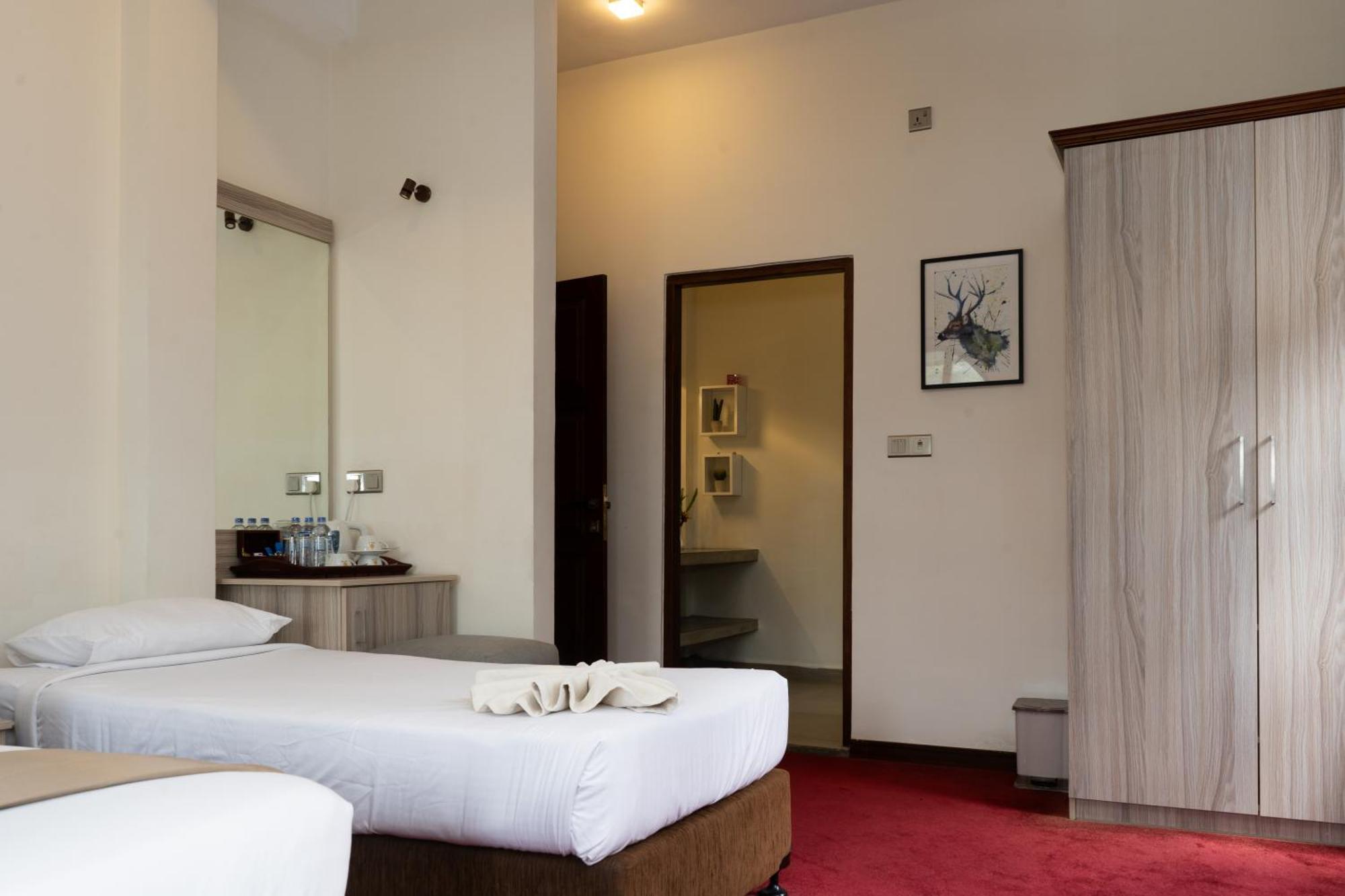 Hotel The Wind Castle Nuwara Eliya Esterno foto