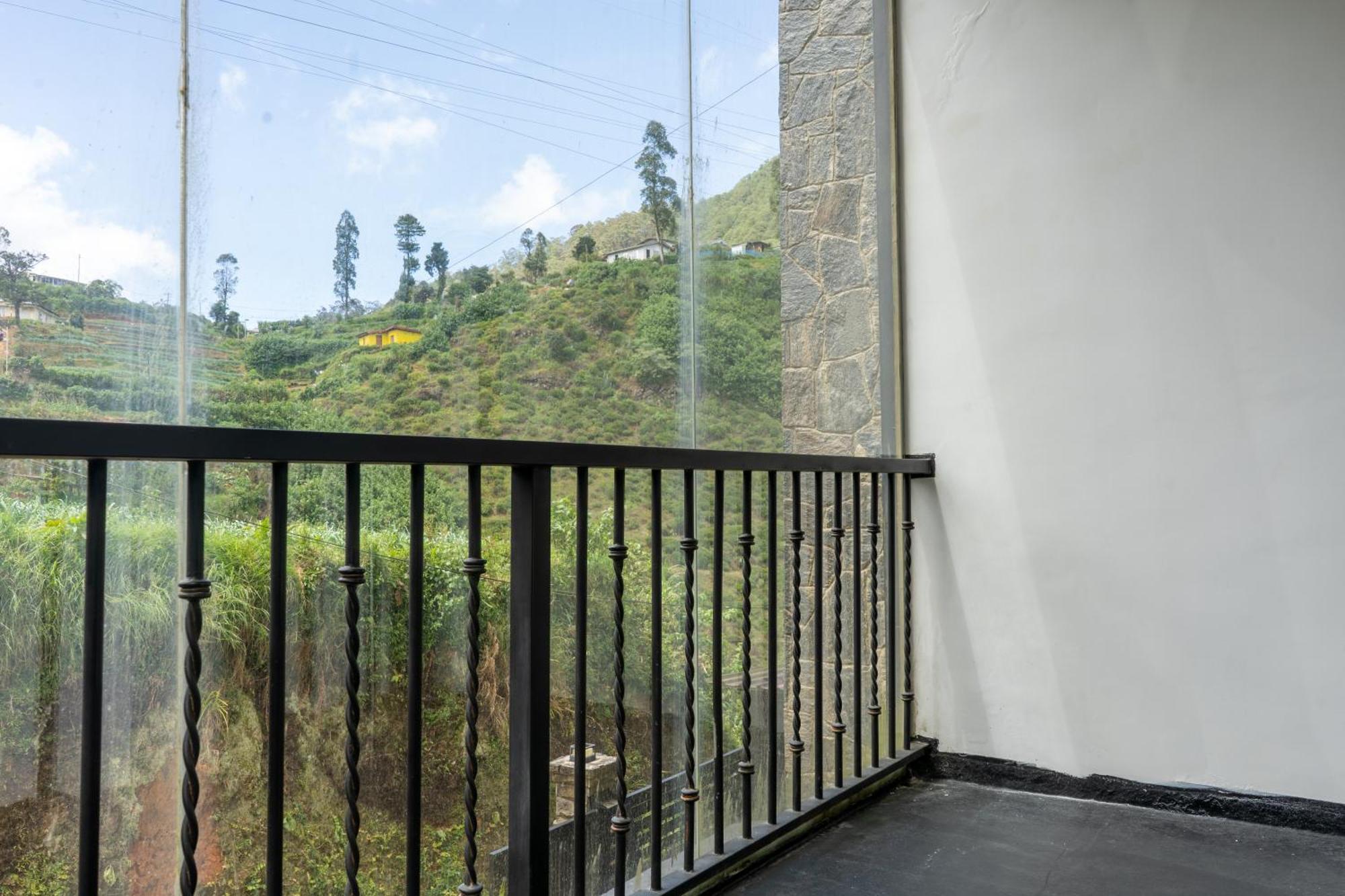Hotel The Wind Castle Nuwara Eliya Esterno foto