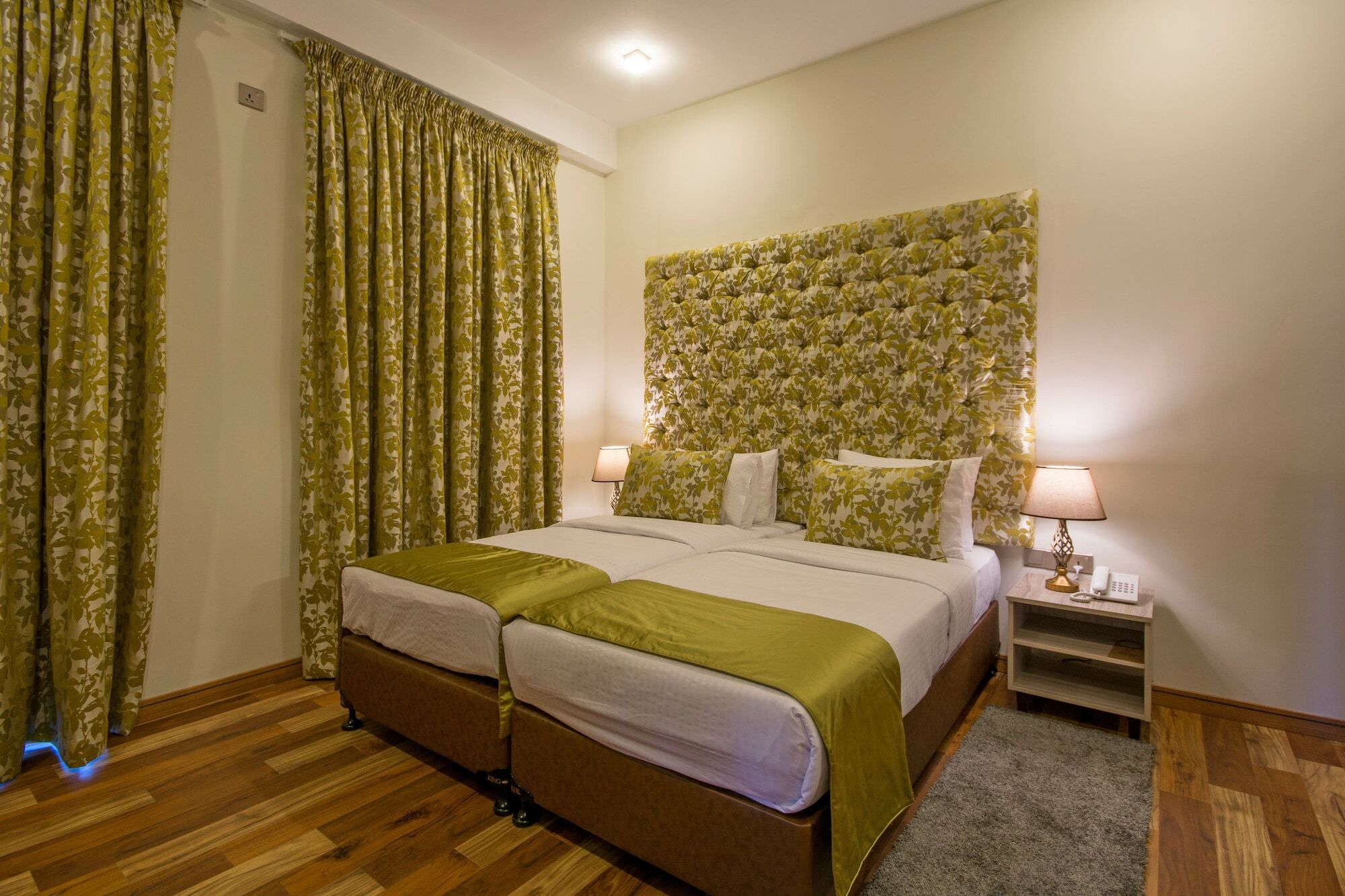 Hotel The Wind Castle Nuwara Eliya Esterno foto